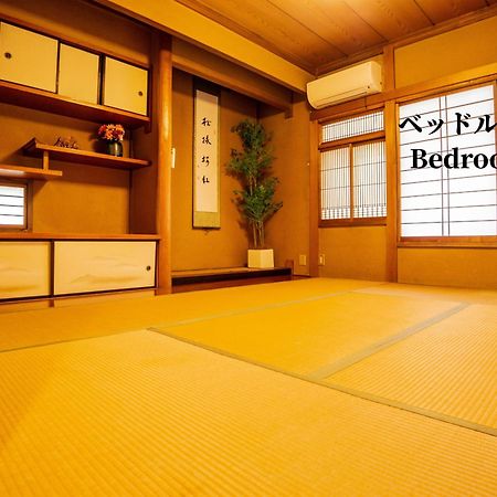 Family Or Business Travel 20 Percent Off 20 Guests 144Sqm Free Ikebukuro Shuttle 2 Kitchens Bathrooms 4 Bedrooms Tokyo Dış mekan fotoğraf