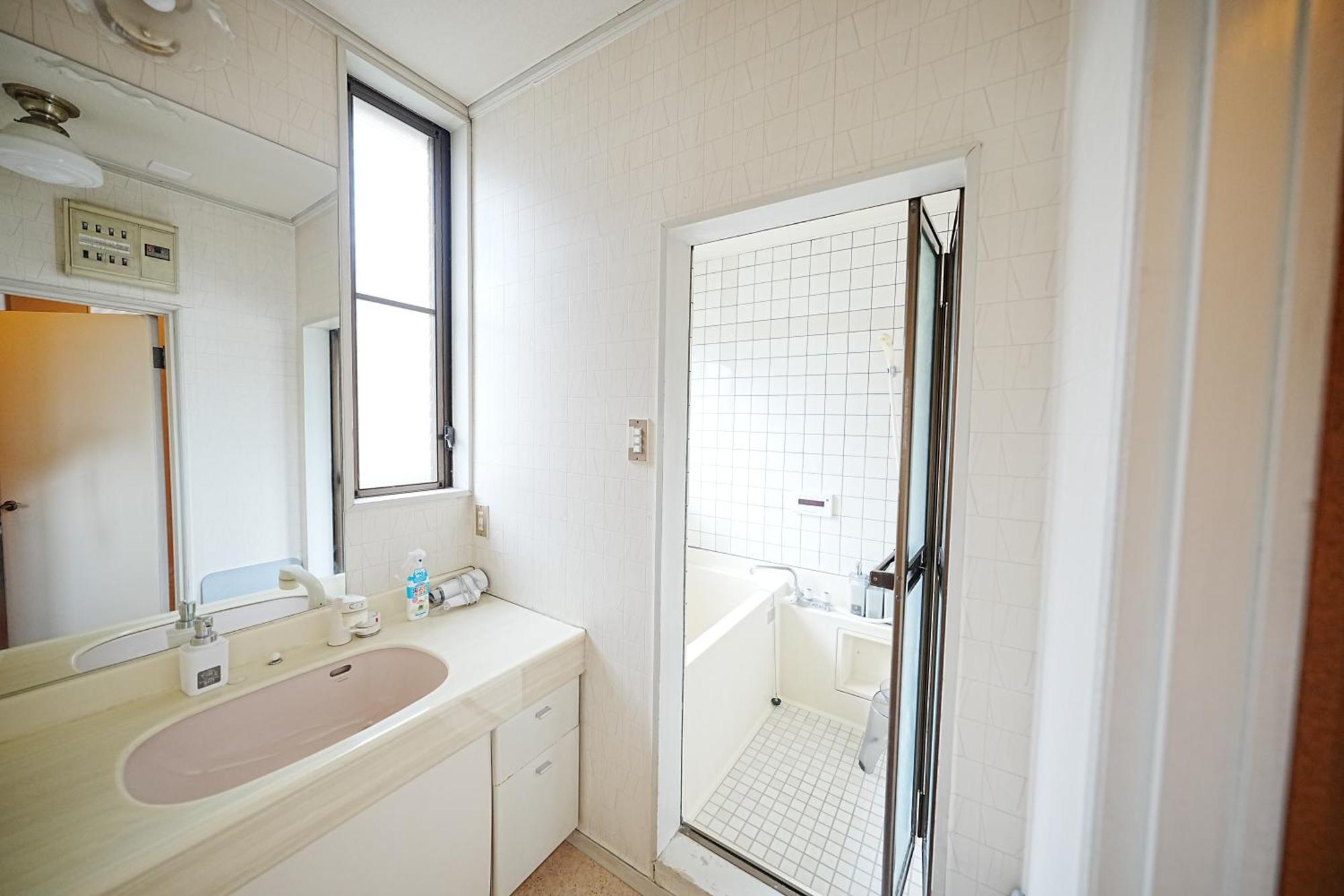 Family Or Business Travel 20 Percent Off 20 Guests 144Sqm Free Ikebukuro Shuttle 2 Kitchens Bathrooms 4 Bedrooms Tokyo Dış mekan fotoğraf