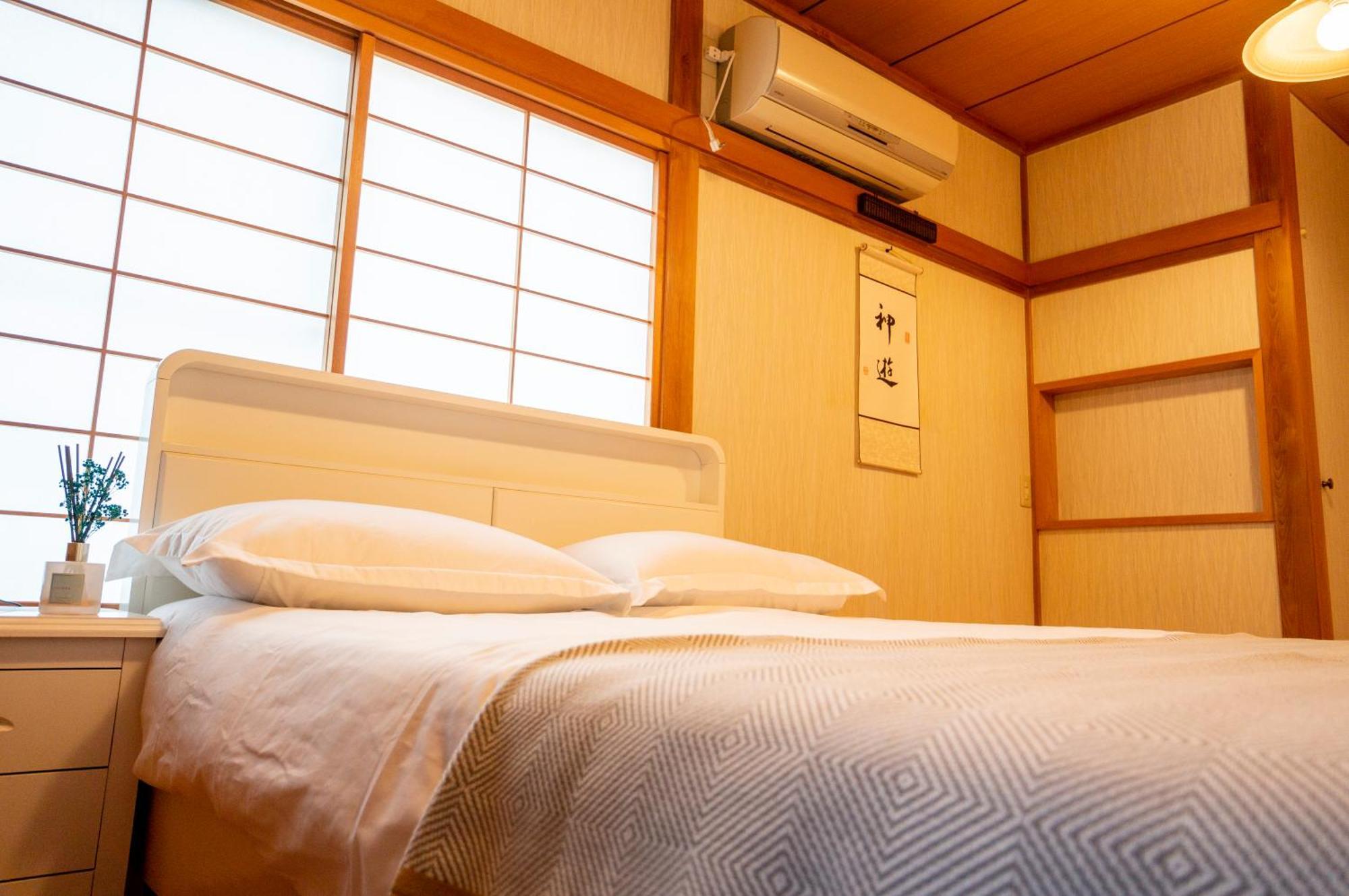 Family Or Business Travel 20 Percent Off 20 Guests 144Sqm Free Ikebukuro Shuttle 2 Kitchens Bathrooms 4 Bedrooms Tokyo Dış mekan fotoğraf