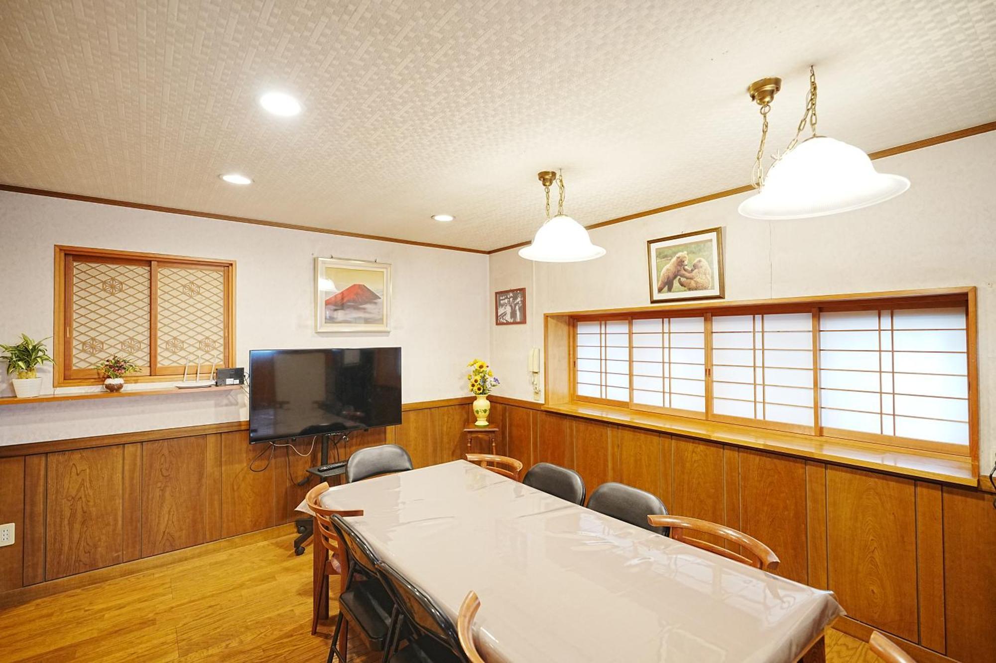 Family Or Business Travel 20 Percent Off 20 Guests 144Sqm Free Ikebukuro Shuttle 2 Kitchens Bathrooms 4 Bedrooms Tokyo Dış mekan fotoğraf
