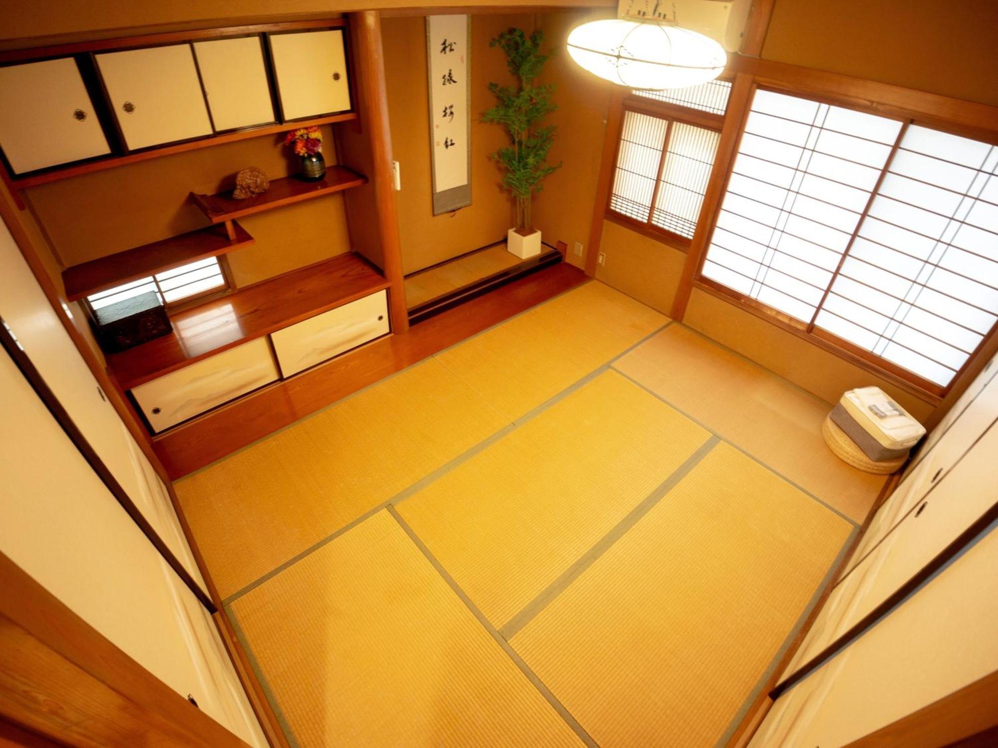 Family Or Business Travel 20 Percent Off 20 Guests 144Sqm Free Ikebukuro Shuttle 2 Kitchens Bathrooms 4 Bedrooms Tokyo Dış mekan fotoğraf